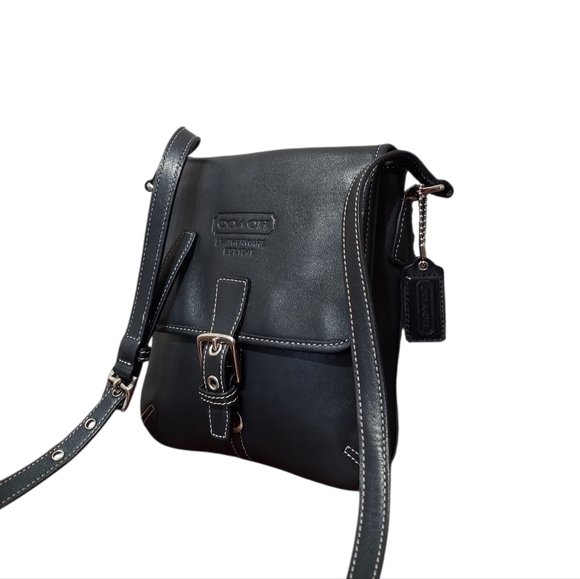 Coach Vintage Leather Messenger Crossbody No. 9353 EUC - Picture 4 of 10